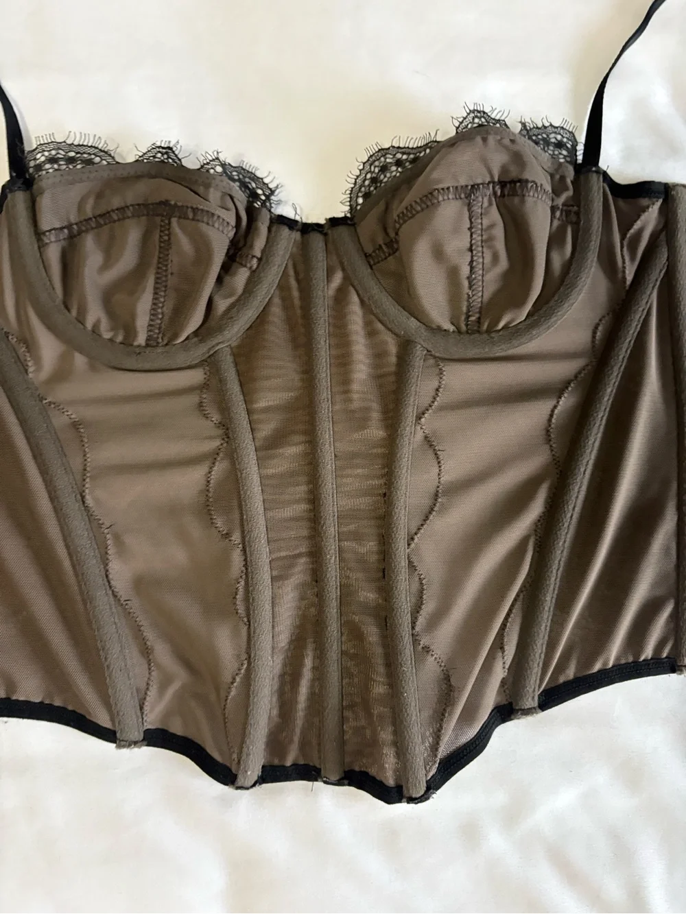 UO Out from Under size M, NWOT - Picture 13 of 15
